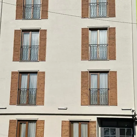 Hotel Sareban
